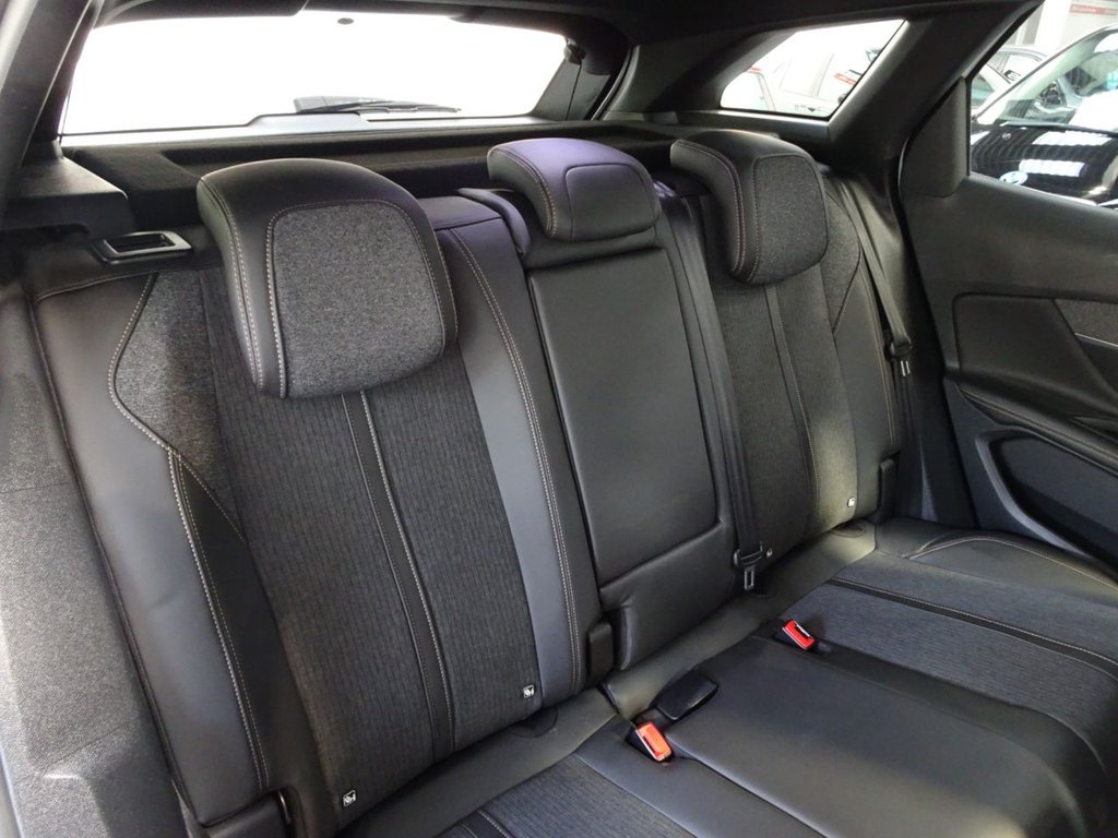 Used Peugeot 3008 2018 for sale - 76509498: Photo 20