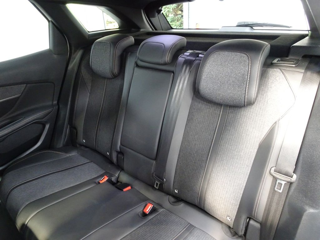 Used Peugeot 3008 2018 for sale - 76509498: Photo 23