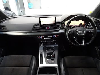 Used Audi Q5 2018 for sale - 76509418: Photo