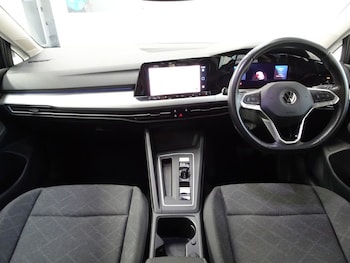 Used Volkswagen Golf 2022 for sale - 76509764: Photo