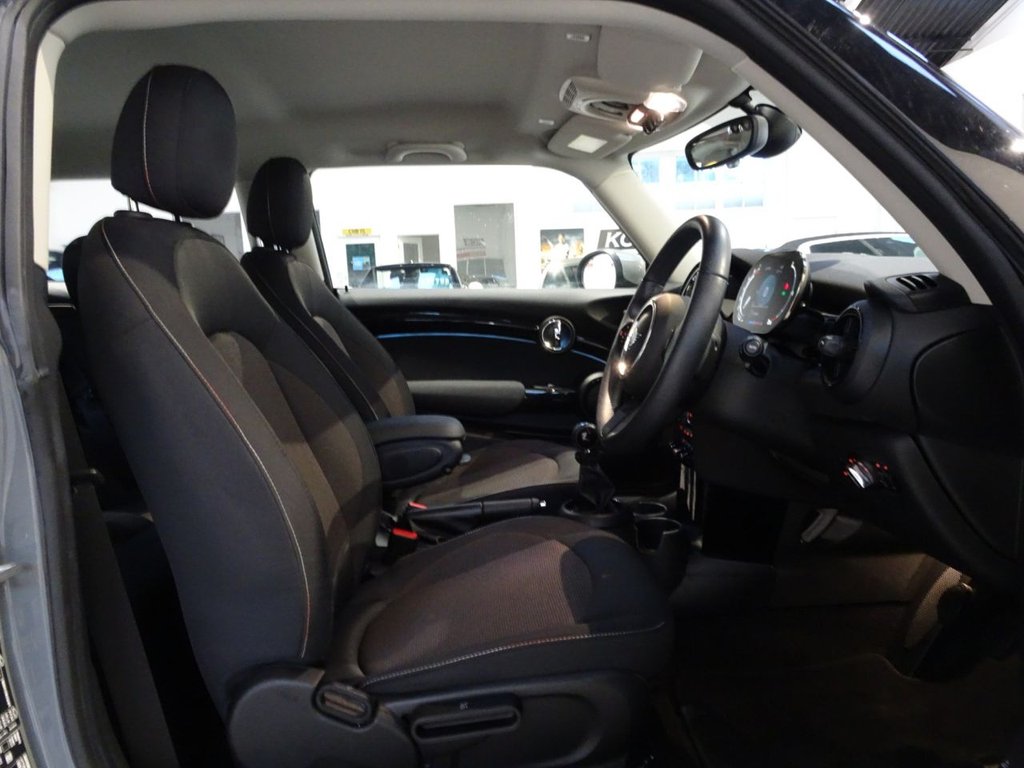 Used MINI Hatch 2022 for sale - 77250227: Photo 8