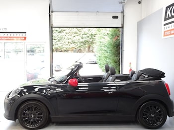 Used MINI Convertible 2023 for sale - 79409446: Photo