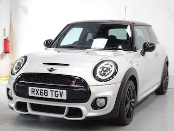 Used MINI Hatch 2018 for sale - 78544149: Photo