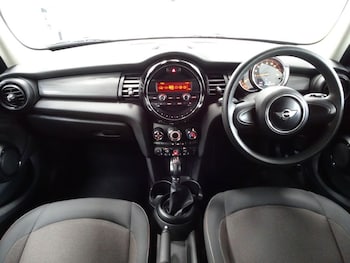 Used MINI Hatch 2017 for sale - 78768951: Photo