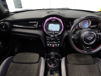 Used MINI Convertible 2019 for sale - 79334273: Photo