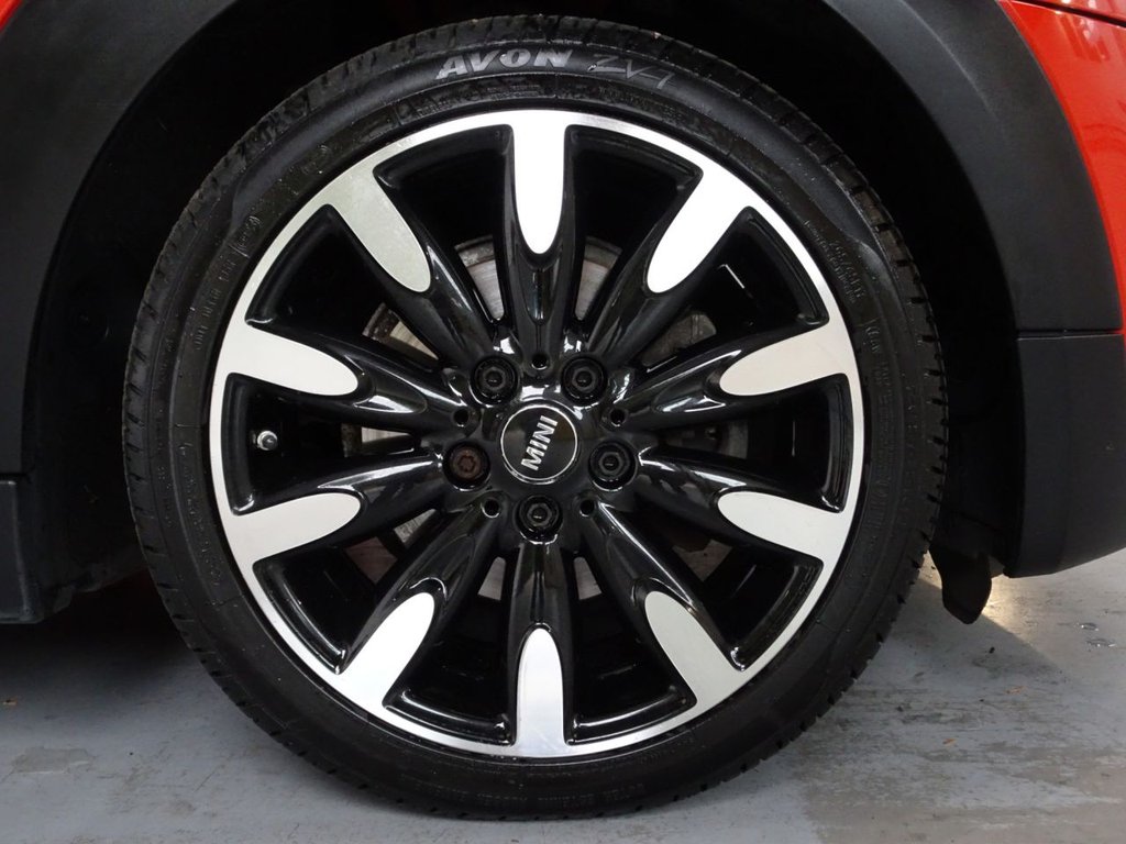 Used MINI Hatch 2018 for sale - 76509724: Photo 13