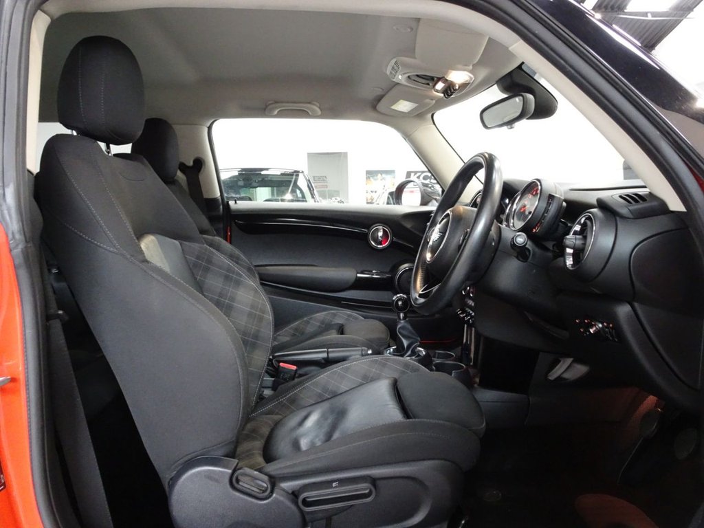 Used MINI Hatch 2018 for sale - 76509724: Photo 34