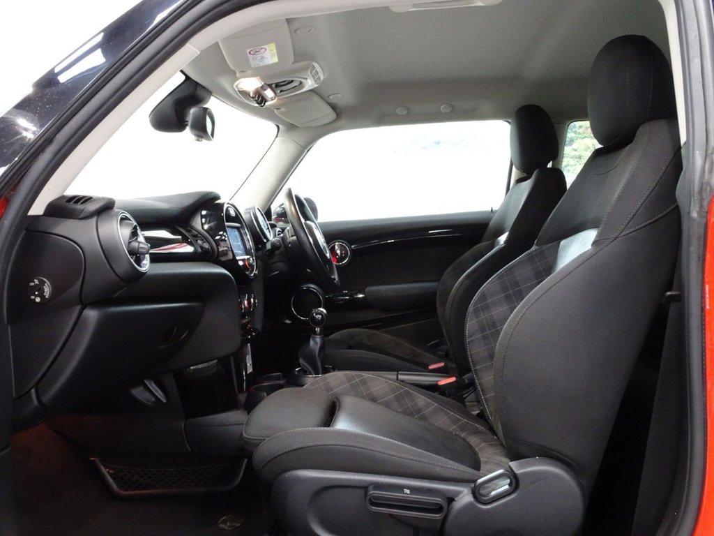 Used MINI Hatch 2018 for sale - 76509724: Photo 35