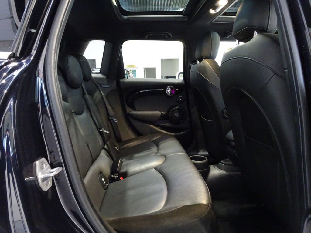 Used MINI Hatch 2020 for sale - 76934556: Photo 16