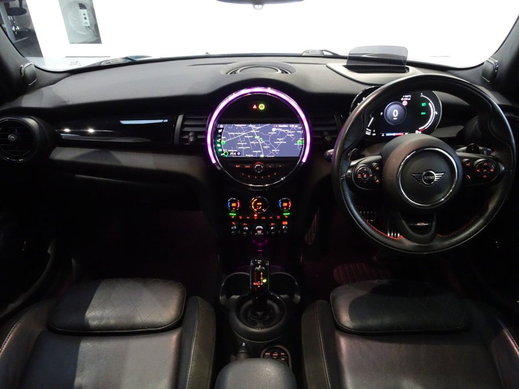 Used MINI Hatch 2020 for sale - 76934556: Photo 2