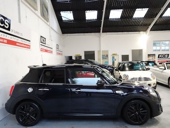 Used MINI Hatch 2020 for sale - 76934556: Photo