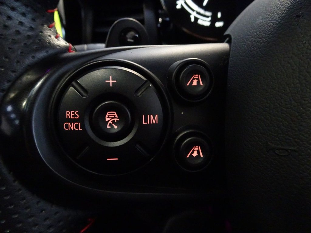 Used MINI Hatch 2020 for sale - 76934556: Photo 44