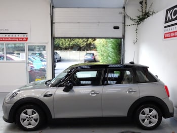 Used MINI Hatch 2022 for sale - 76686539: Photo
