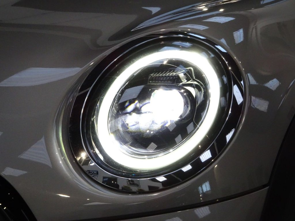 Used MINI Hatch 2022 for sale - 76686539: Photo 40