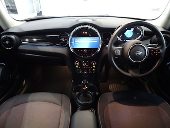 Used MINI Hatch 2023 for sale - 77642287: Photo