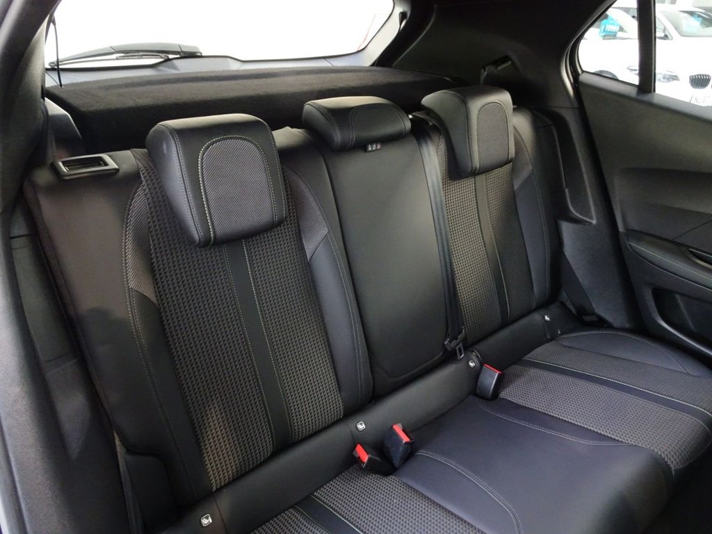 Used Peugeot 2008 2021 for sale - 76509665: Photo 13