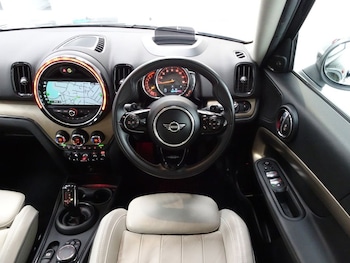 Used MINI Countryman 2018 for sale - 76509417: Photo