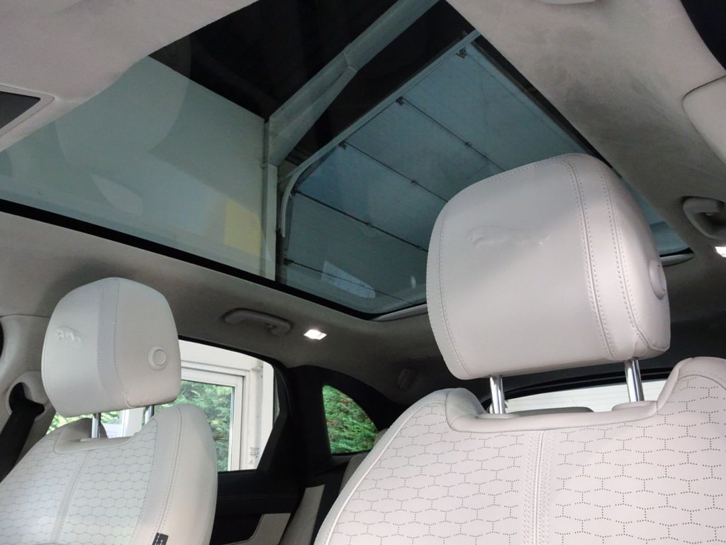 Used Jaguar F-Pace 2022 for sale - 76686296: Photo 11