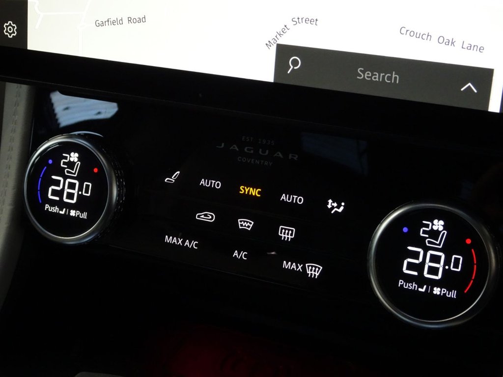 Used Jaguar F-Pace 2022 for sale - 76686296: Photo 37