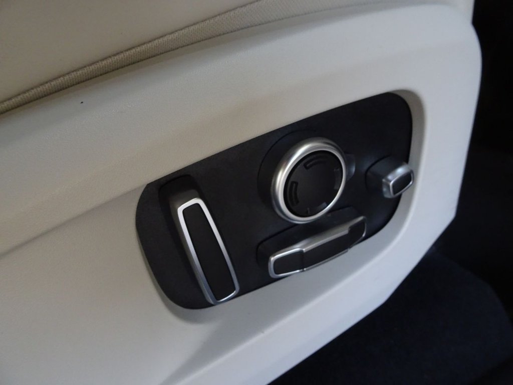 Used Jaguar F-Pace 2022 for sale - 76686296: Photo 41