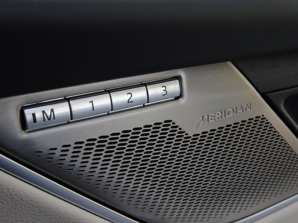 Used Jaguar F-Pace 2022 for sale - 76686296: Photo 43