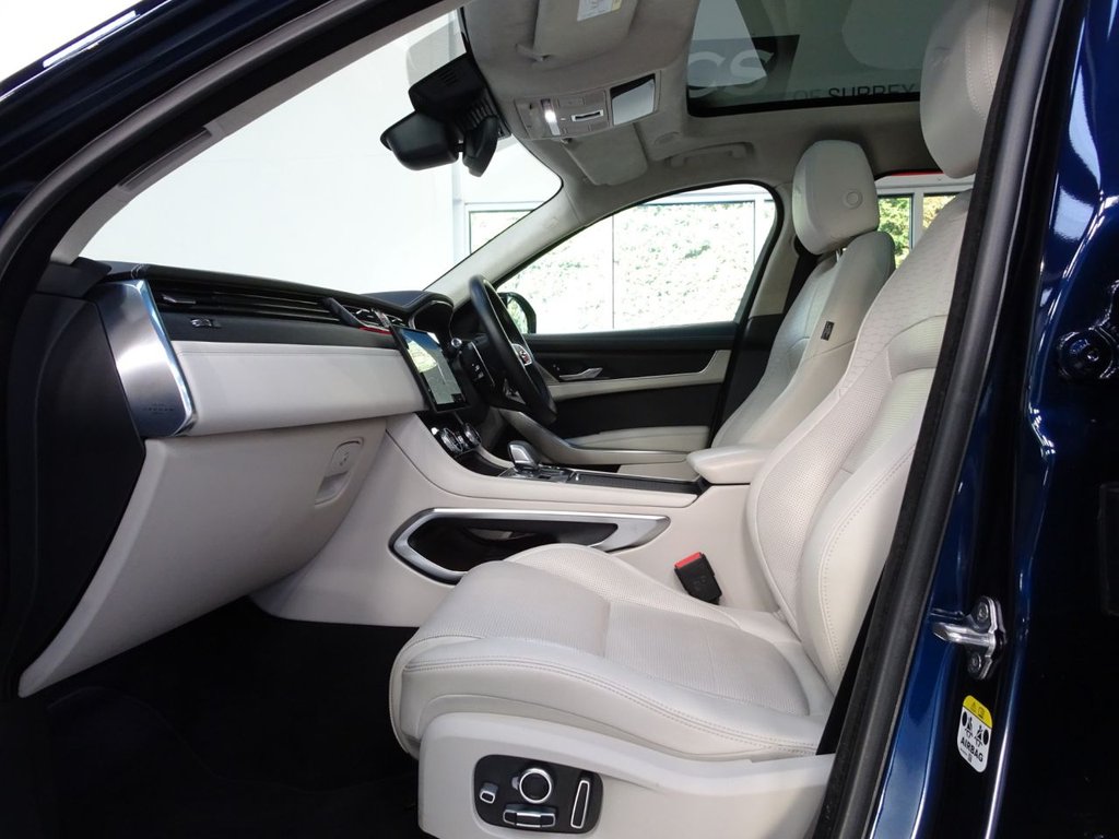 Used Jaguar F-Pace 2022 for sale - 76686296: Photo 44