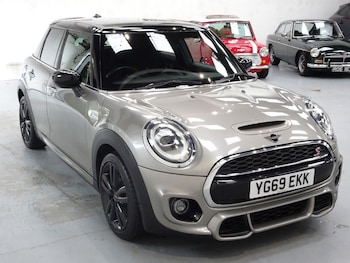 Used MINI Hatch 2019 for sale - 77571546: Photo