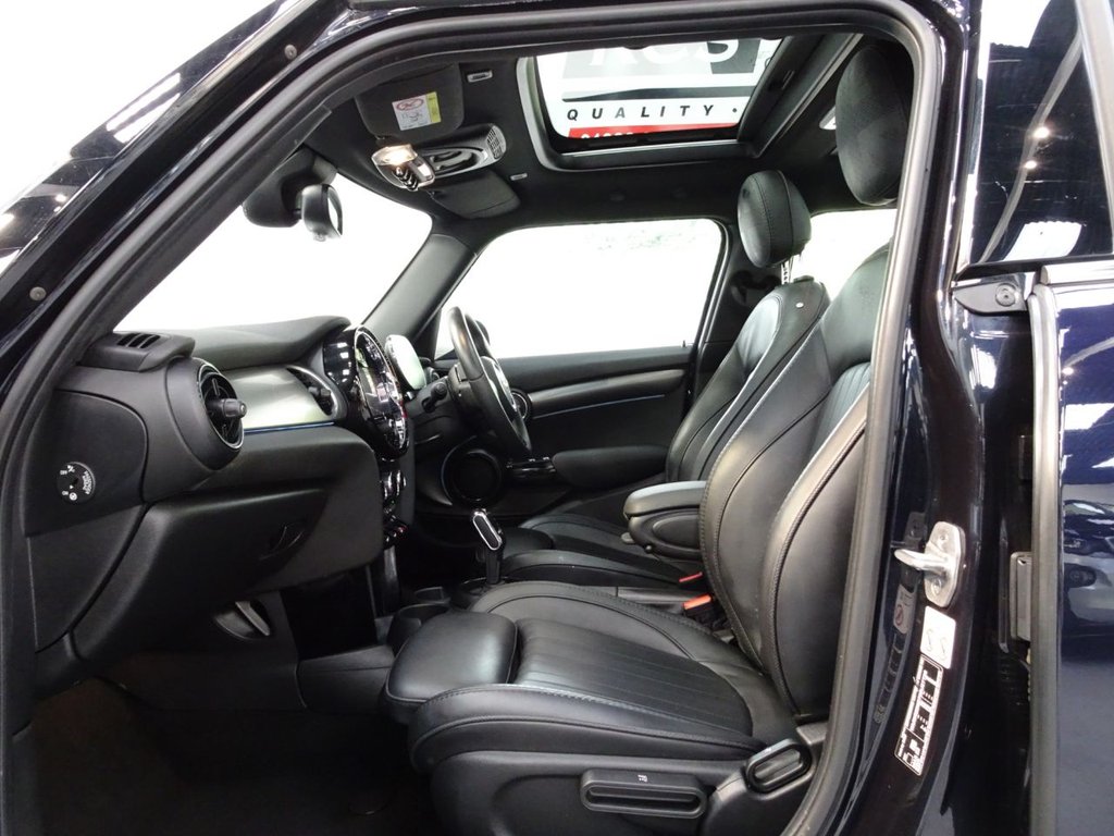 Used MINI Hatch 2023 for sale - 76509409: Photo 22