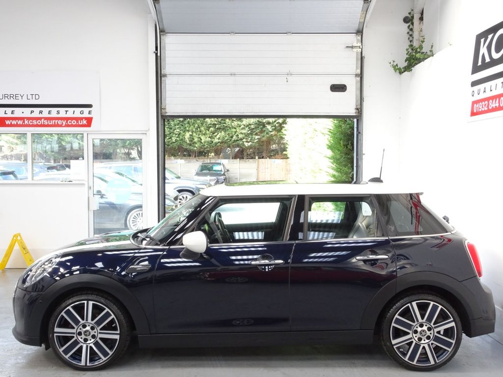 Used MINI Hatch 2023 for sale - 76509409: Photo 3