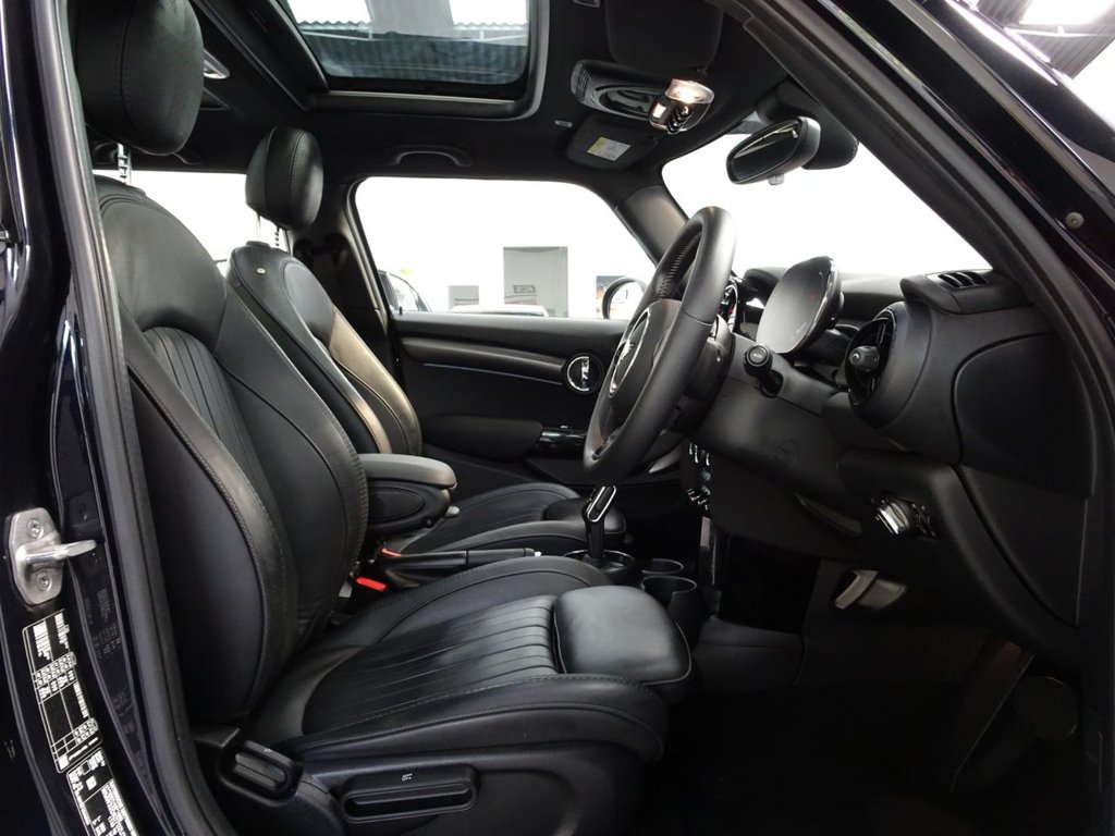 Used MINI Hatch 2023 for sale - 76509409: Photo 46