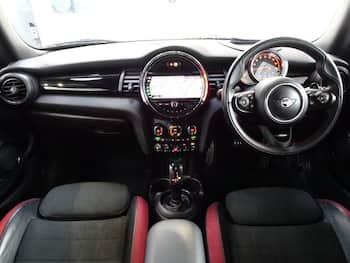 Used MINI Hatch 2019 for sale - 79708867: Photo