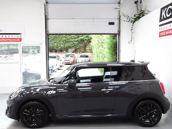 Used MINI Hatch 2019 for sale - 76509730: Photo