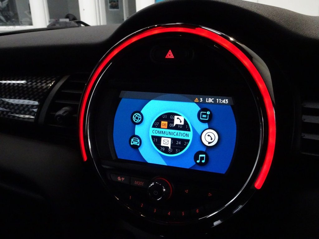 Used MINI Hatch 2019 for sale - 76509730: Photo 8