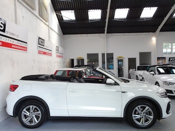 Used Volkswagen T-Roc 2022 for sale - 77805924: Photo
