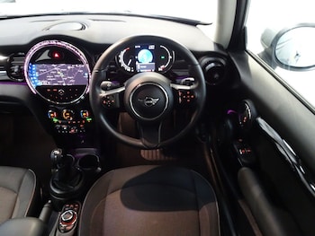 Used MINI Hatch 2021 for sale - 76535967: Photo