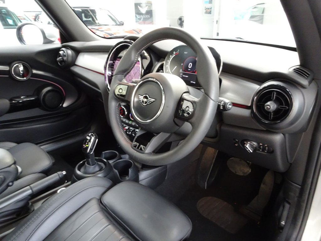 Used MINI Hatch 2023 for sale - 76509519: Photo 37