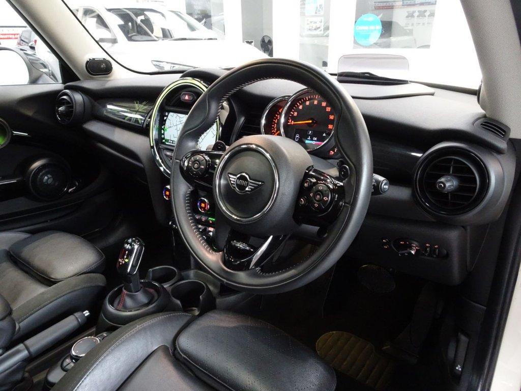 Used MINI Hatch 2018 for sale - 77408692: Photo 13