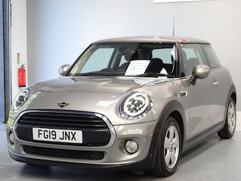 Used MINI Hatch 2019 for sale - 79334288: Photo