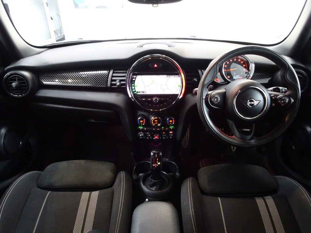 Used MINI Hatch 2019 for sale - 77499410: Photo 2