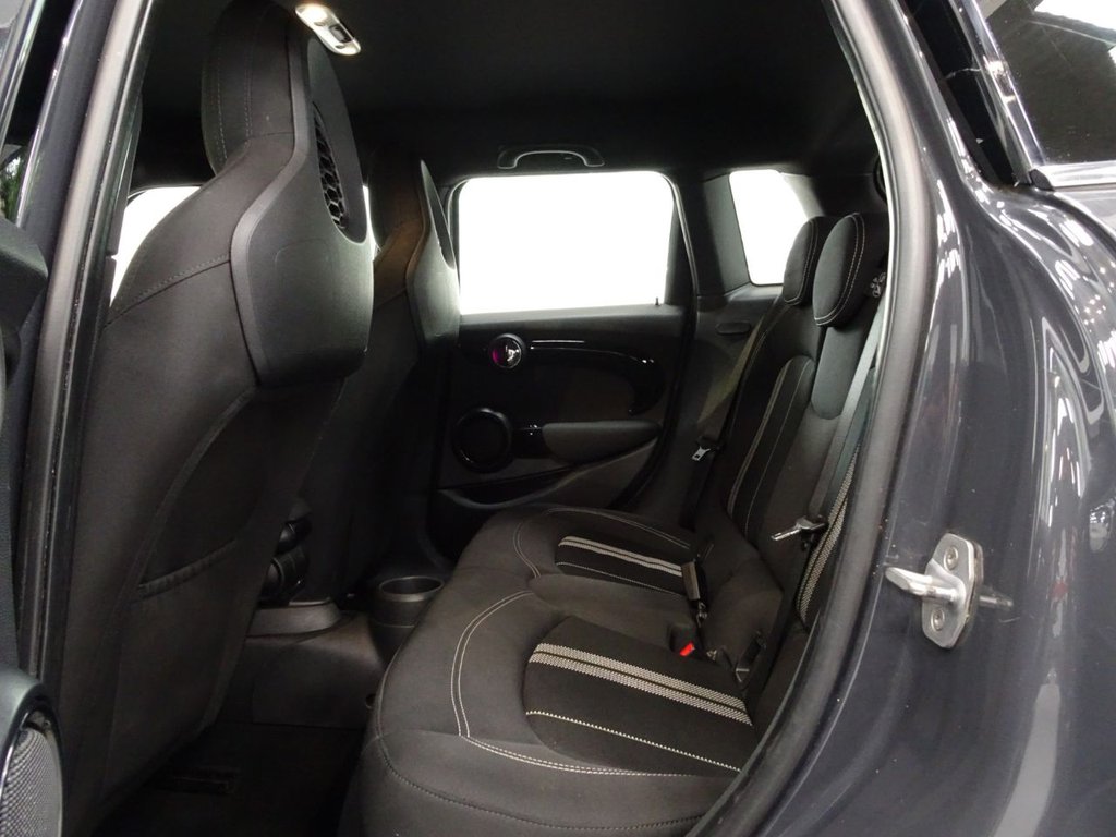 Used MINI Hatch 2019 for sale - 77499410: Photo 31