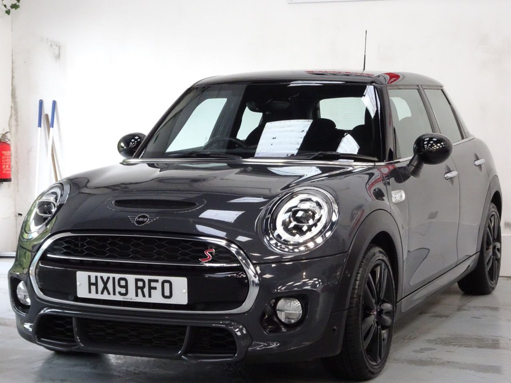 Used MINI Hatch 2019 for sale - 77499410: Photo 4