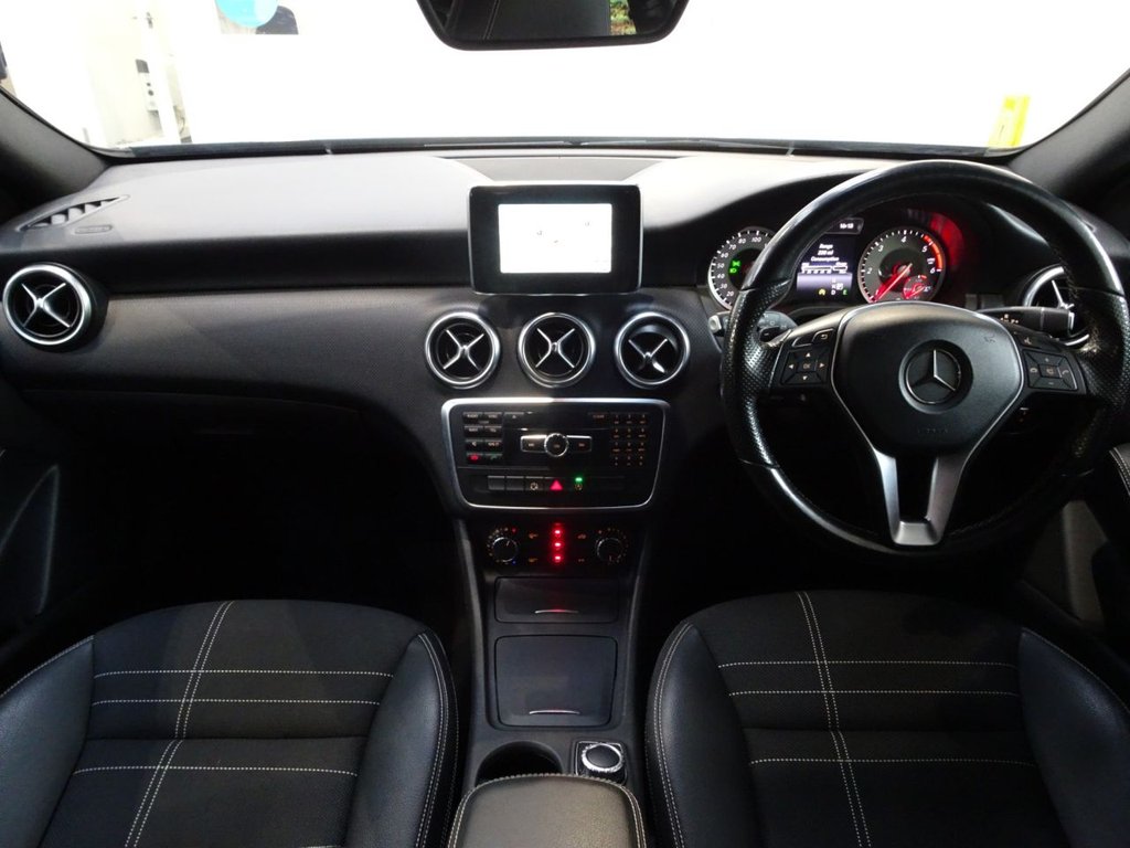 Used Mercedes-Benz A-Class 2015 for sale - 76509548: Photo 2