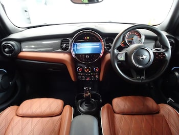 Used MINI Hatch 2022 for sale - 79265348: Photo