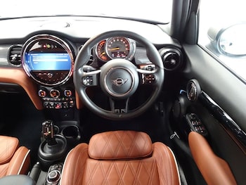 Used MINI Hatch 2022 for sale - 79265348: Photo