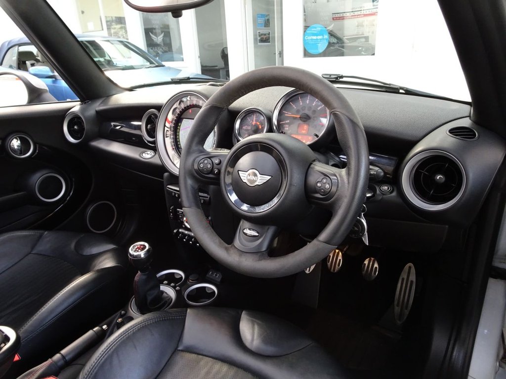 Used MINI Convertible 2014 for sale - 77765125: Photo 13