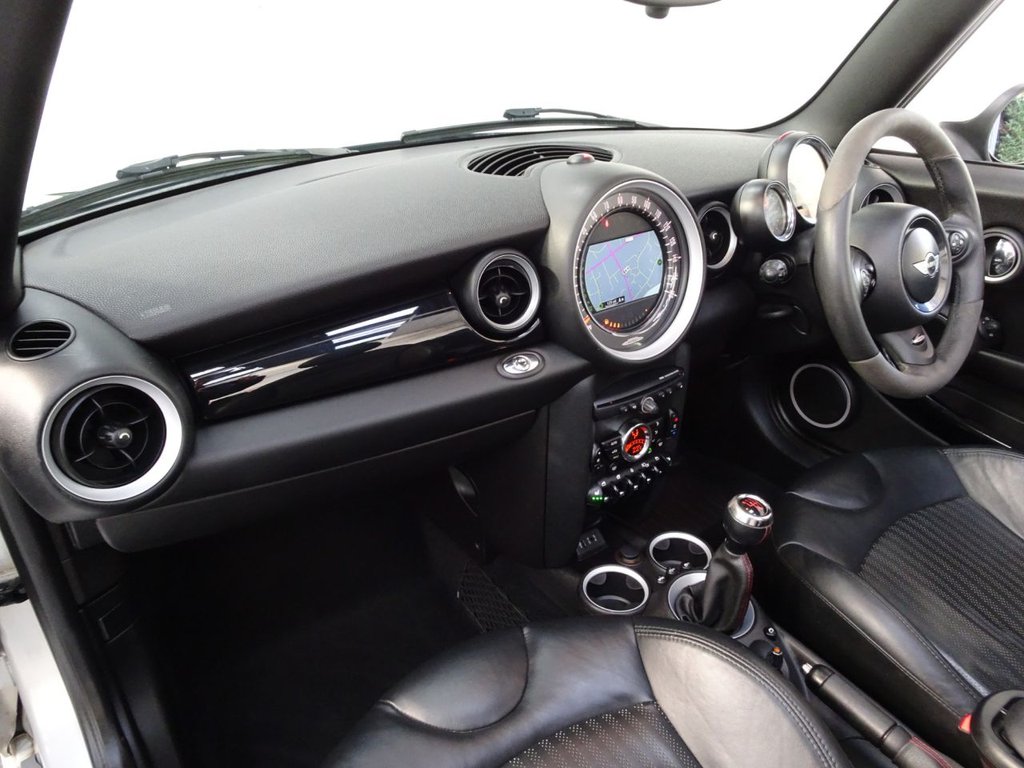 Used MINI Convertible 2014 for sale - 77765125: Photo 14