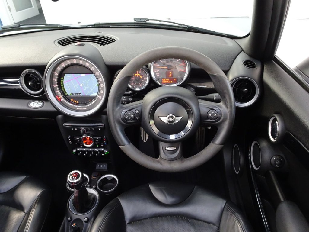 Used MINI Convertible 2014 for sale - 77765125: Photo 6