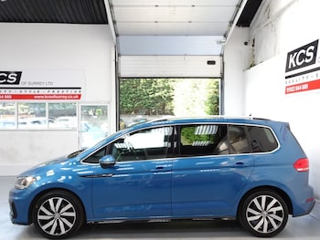 Used Volkswagen Touran 2020 for sale - 78401468: Photo
