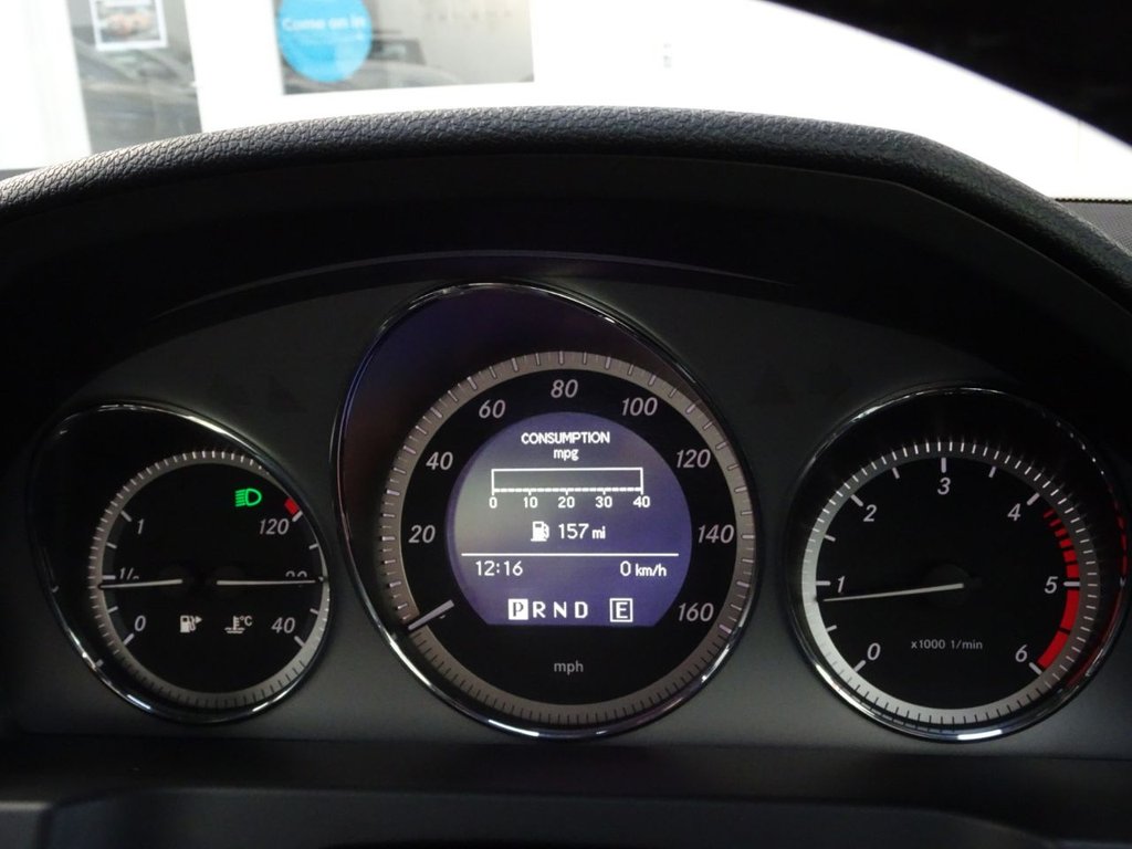 Used Mercedes-Benz C Class 2010 for sale - 77642528: Photo 32