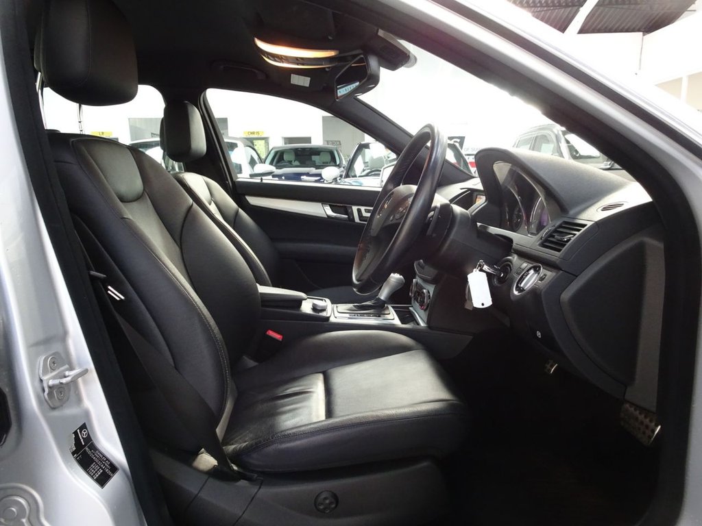 Used Mercedes-Benz C Class 2010 for sale - 77642528: Photo 9